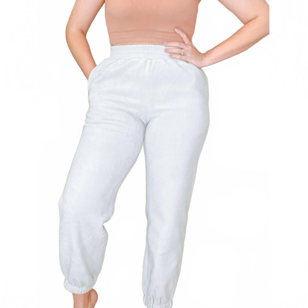 NEW LE LIS amina fleece joggers in sage